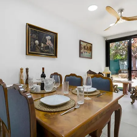 To Hani - Large Traditional House * 尼科西亚