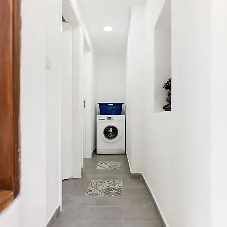 To Hani - Large Traditional House Дом отдыха *