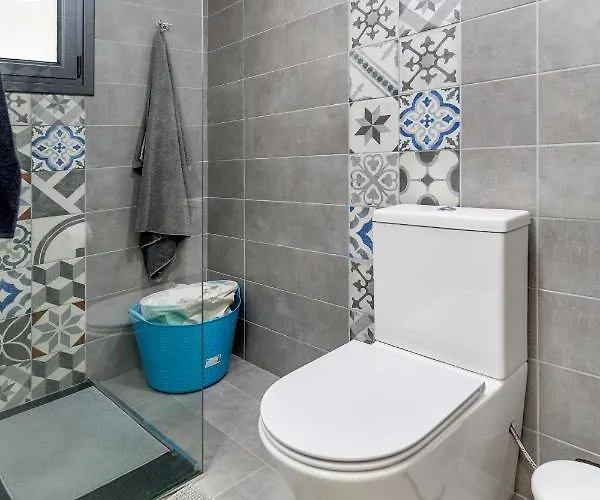 To Hani - Large Traditional House Prázdninový dům *