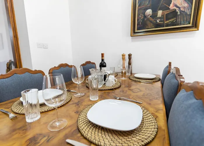 To Hani - Large Traditional House Prázdninový dům *